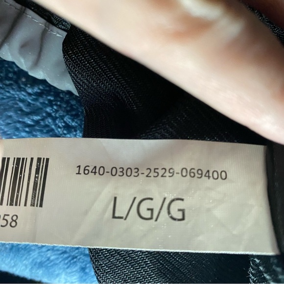 Zoo York Full Zip Jacket Skateboards NYC L Silver w Patches Vintage Streetwear - Picture 12 of 14